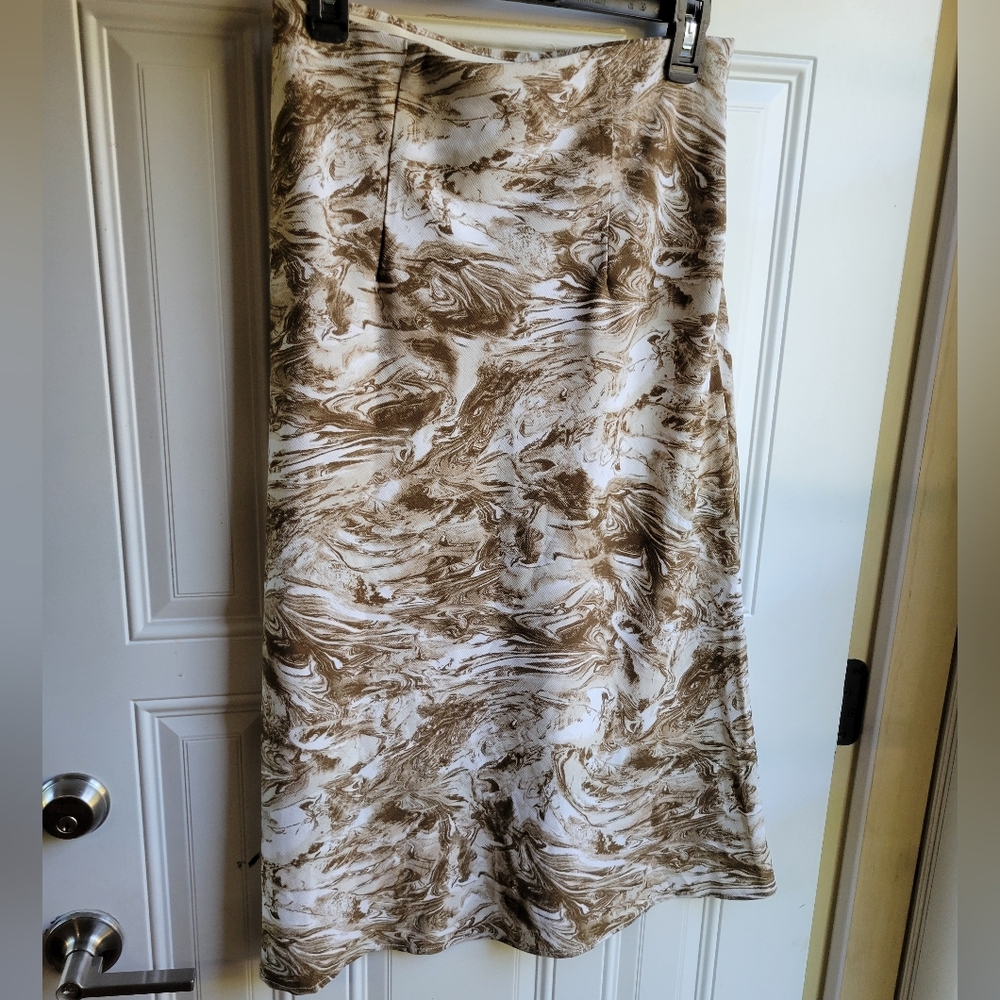 Rachel Zoe women size 6 midi skirt swirl print